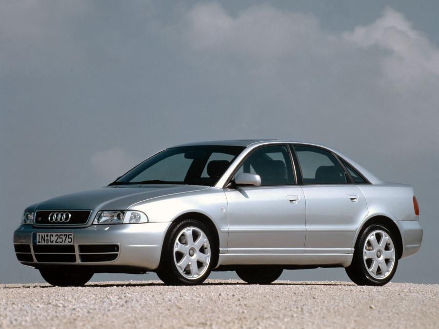  Audi S4 Sedan (B5, 8D) 1997 года  (WW) (фото 2 из 9)